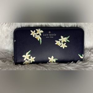 kate spade Wallet - Orange Blossom Parisian NWT